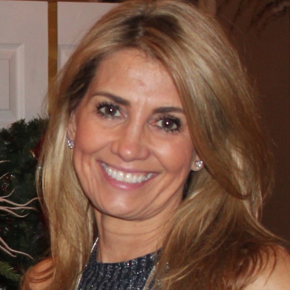 Meet your Posher, Maria - Picture 2 of 2